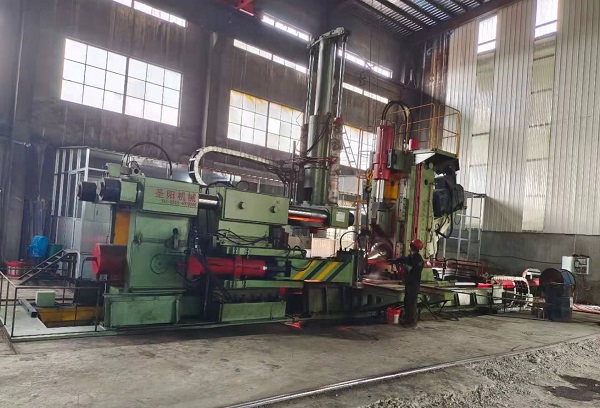 D53KA-4500數控徑軸向碾環(huán)機